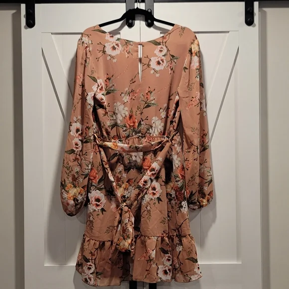 NWT LULU'S Mauve Floral Long Sleeve Faux-Wrap Mini Dress - Picture 5 of 7